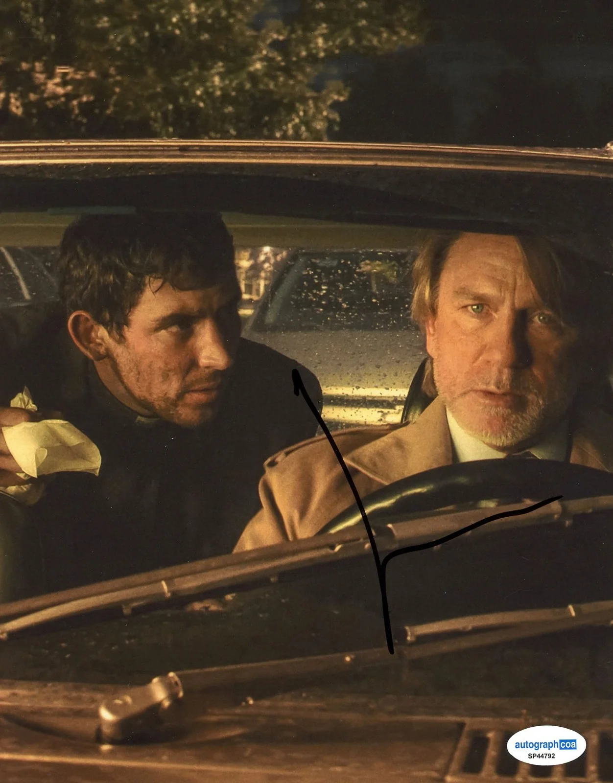 Josh O'Connor — Josh O'Connor signed "KNIVES OUT: WAKE UP DEAD MAN" 8x10 Photo EXCT PROOF a ACOA, изображение 3