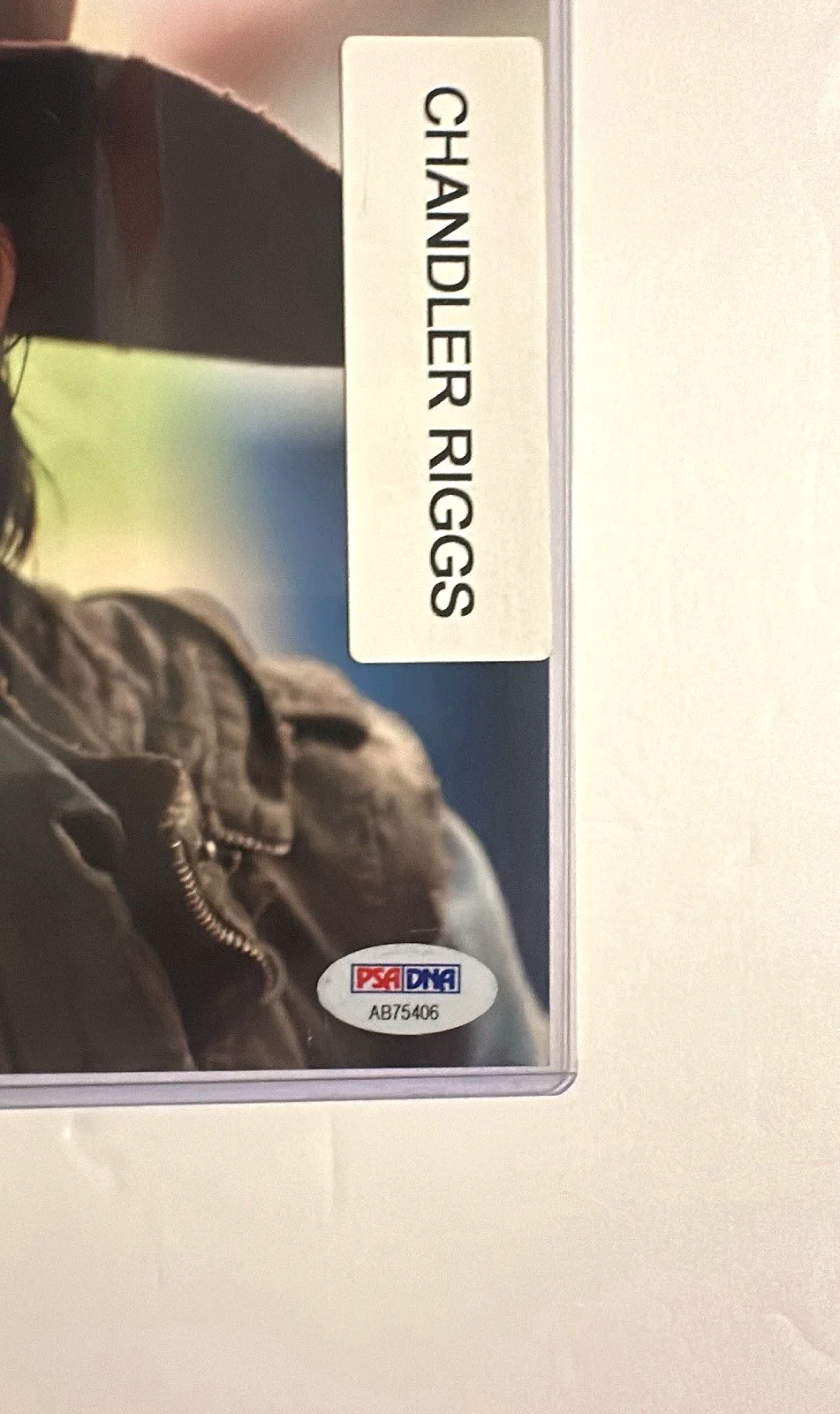 Chandler Riggs — Chandler Riggs 8x10 Autographed Photo Signed Picture PSA/DNA COA Certified, изображение 2