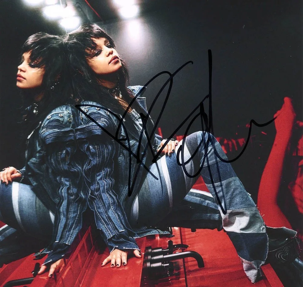 Fefe Dobson — Fefe Dobson signed 8x10 Photo a TAKE ME AWAY Ghost STUTTERING Singer ACOA COA, image 4