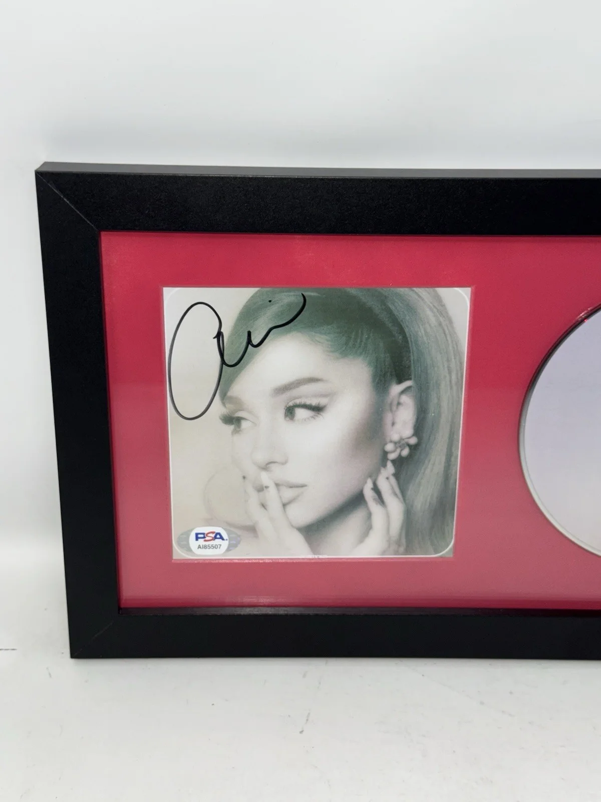 ARIANA GRANDE SIGNED FRAMED AUTOGRAPH POSITIONS CD PSA/DNA COA THANK YOU NEXT, image 2