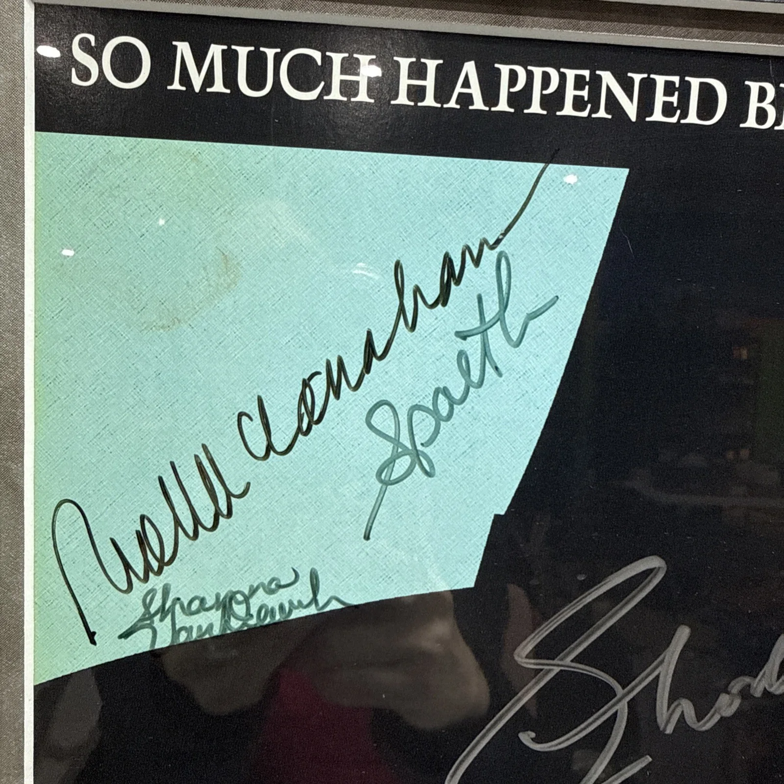 Signed & Framed 2005-06 Gershwin Theatre Wicked Poster Shoshana Bean Megan Hilty, image 2