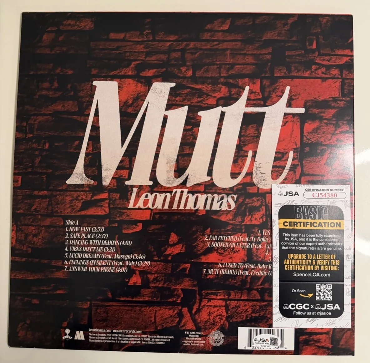 Leon Thomas Autographed MUTT Vinyl Album Rare Actor JSA COA, image 2