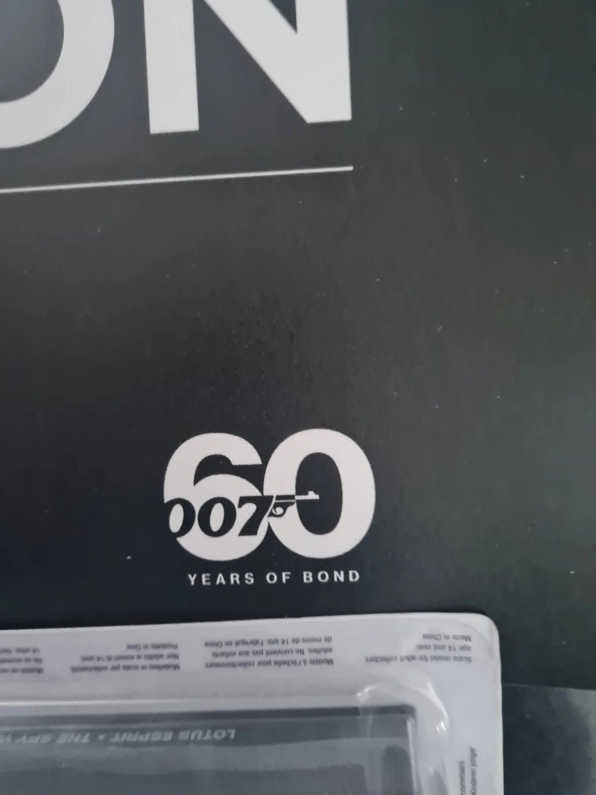 V RARE James Bond In Motion Peterson Automotive Museum POSTER approx 60cm x80cm, изображение 2