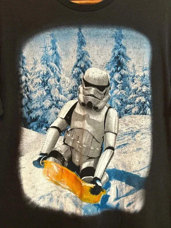 Star Wars Stormtrooper Snowboarding Through Snow Mens Graphic T Shirt Medium, изображение 4