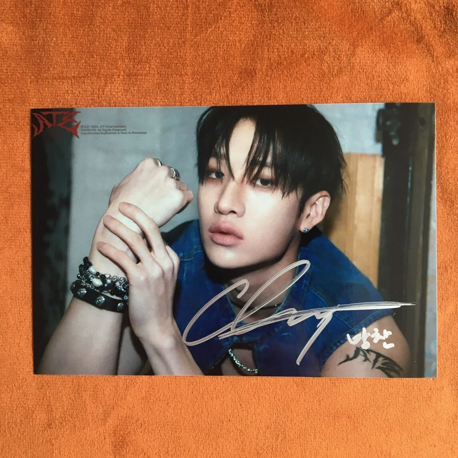 Bang Chan — Bang Chan Autographed Photo Stray Kids SKZ ATE Hand Signed K-POP Collection 2024, изображение 5
