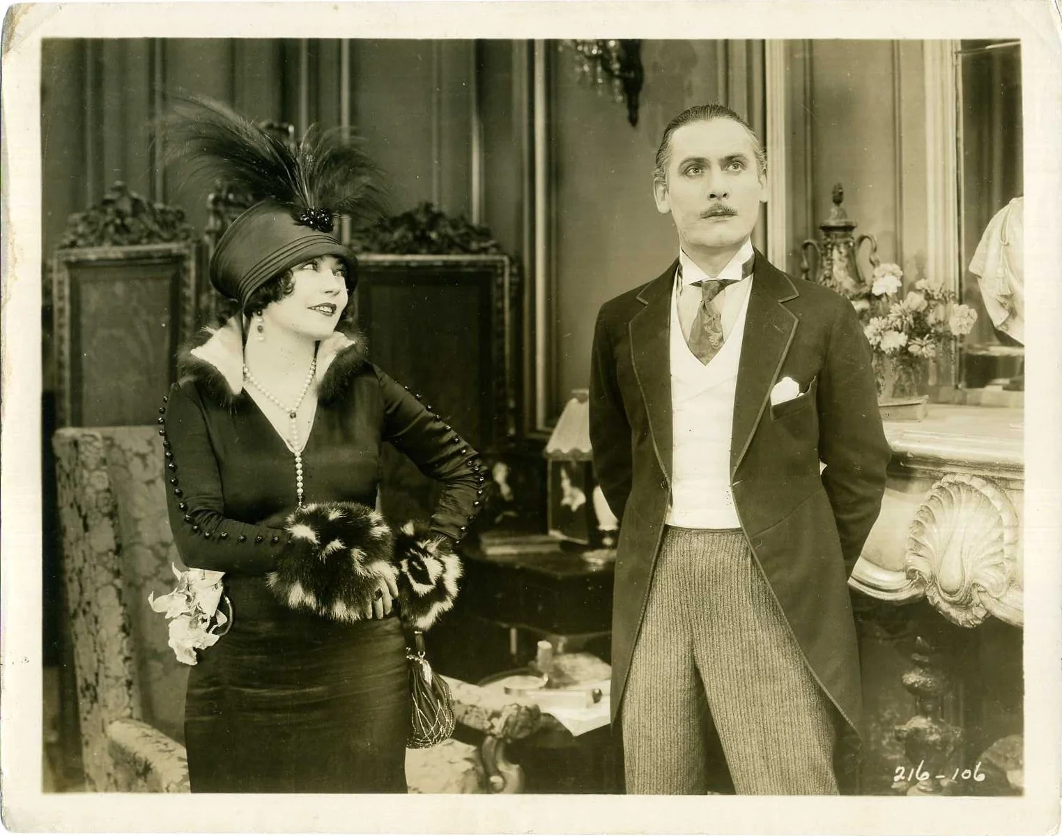 MAN AND MAID 1925 René Adorée, Lew Cody 2 10x8 STILLS, изображение 2