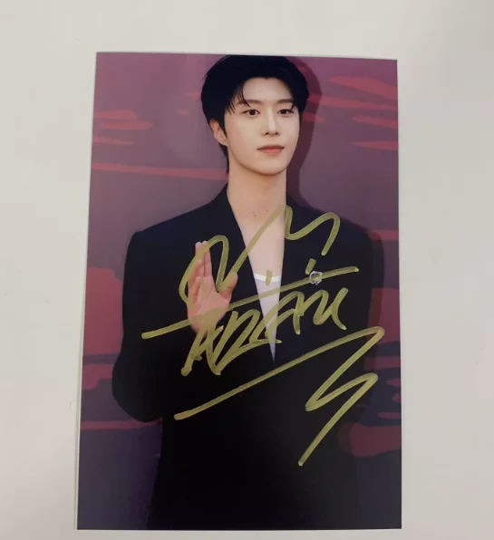 Fan Chengcheng Signature Photo 6-Inch Celebrity Signature Photo, изображение 5