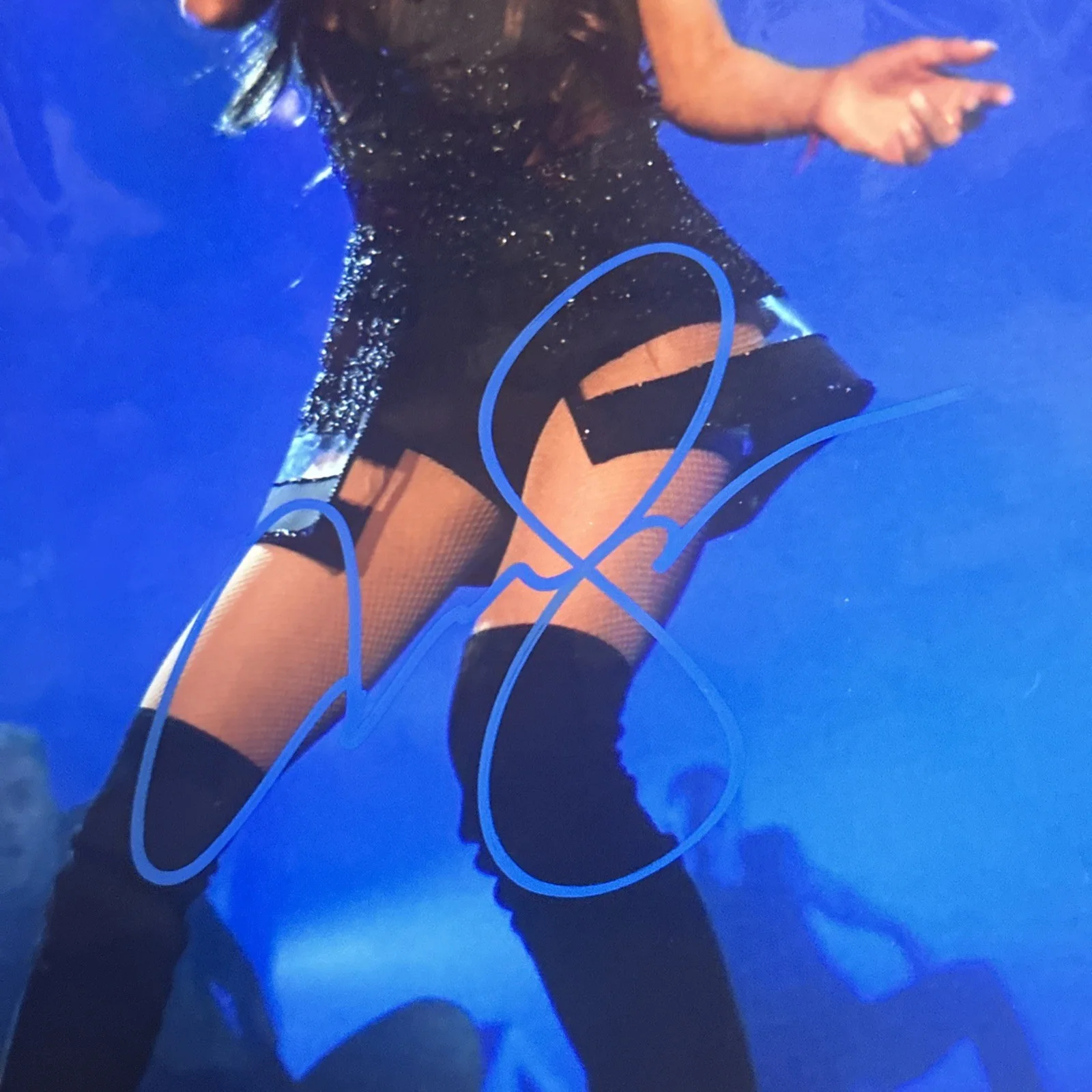 Ariana Grande Signed 8x10 Photo - With COA - Mint, image 4