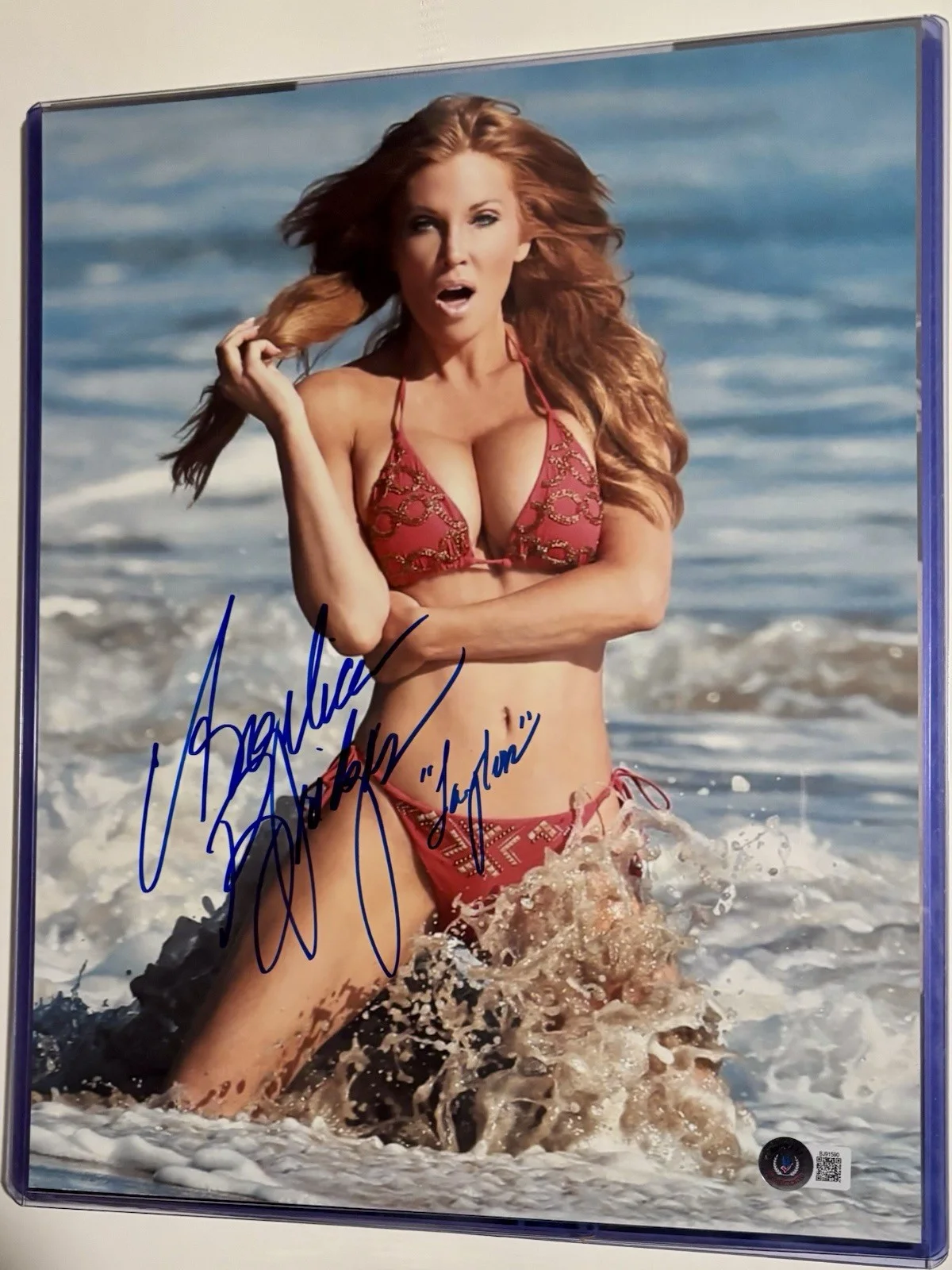 Angelica Bridges Signed 11x14 Beckett, image 5
