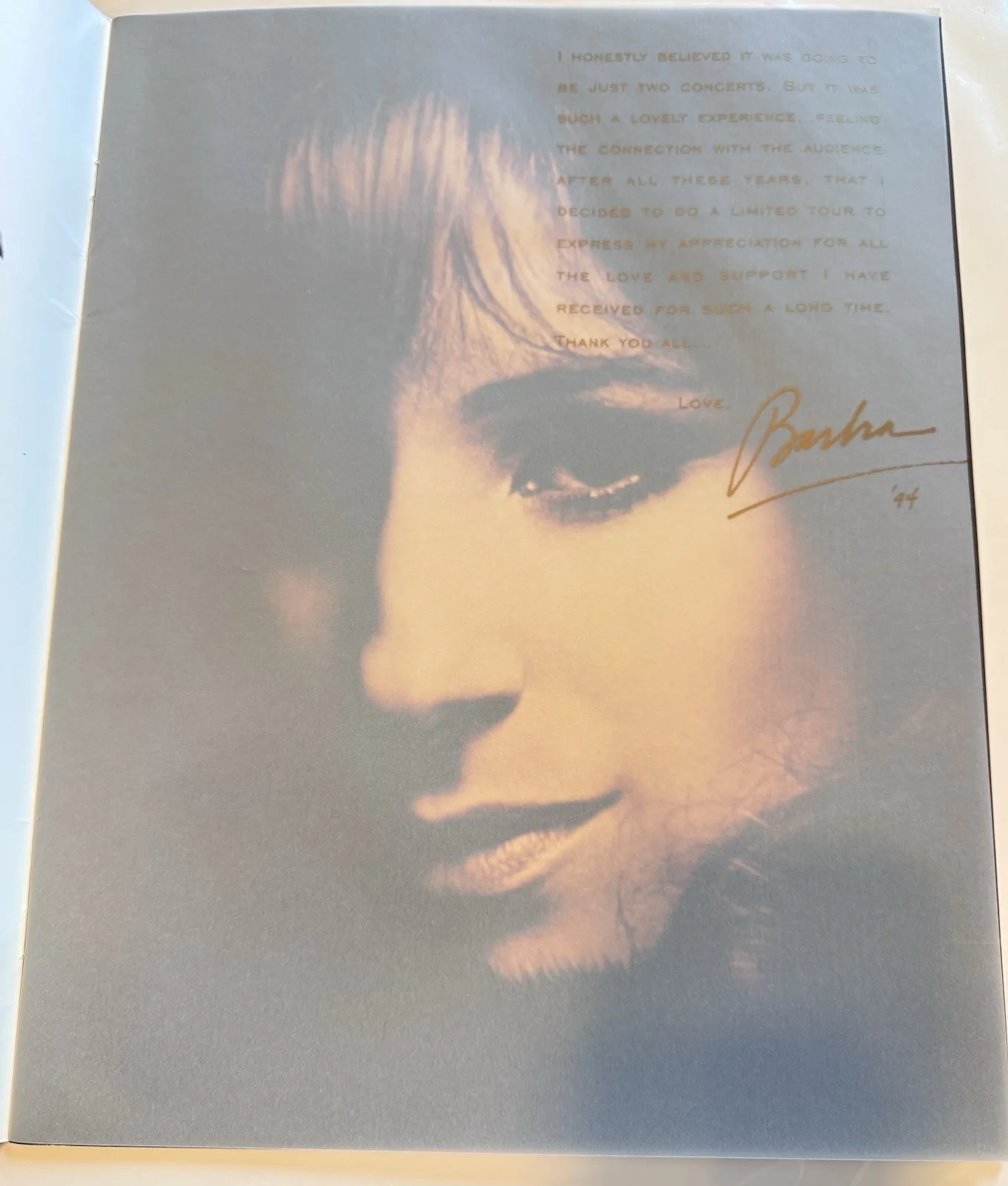 Barbra Streisand , Signed Autographed , Tour Progam Book, изображение 3