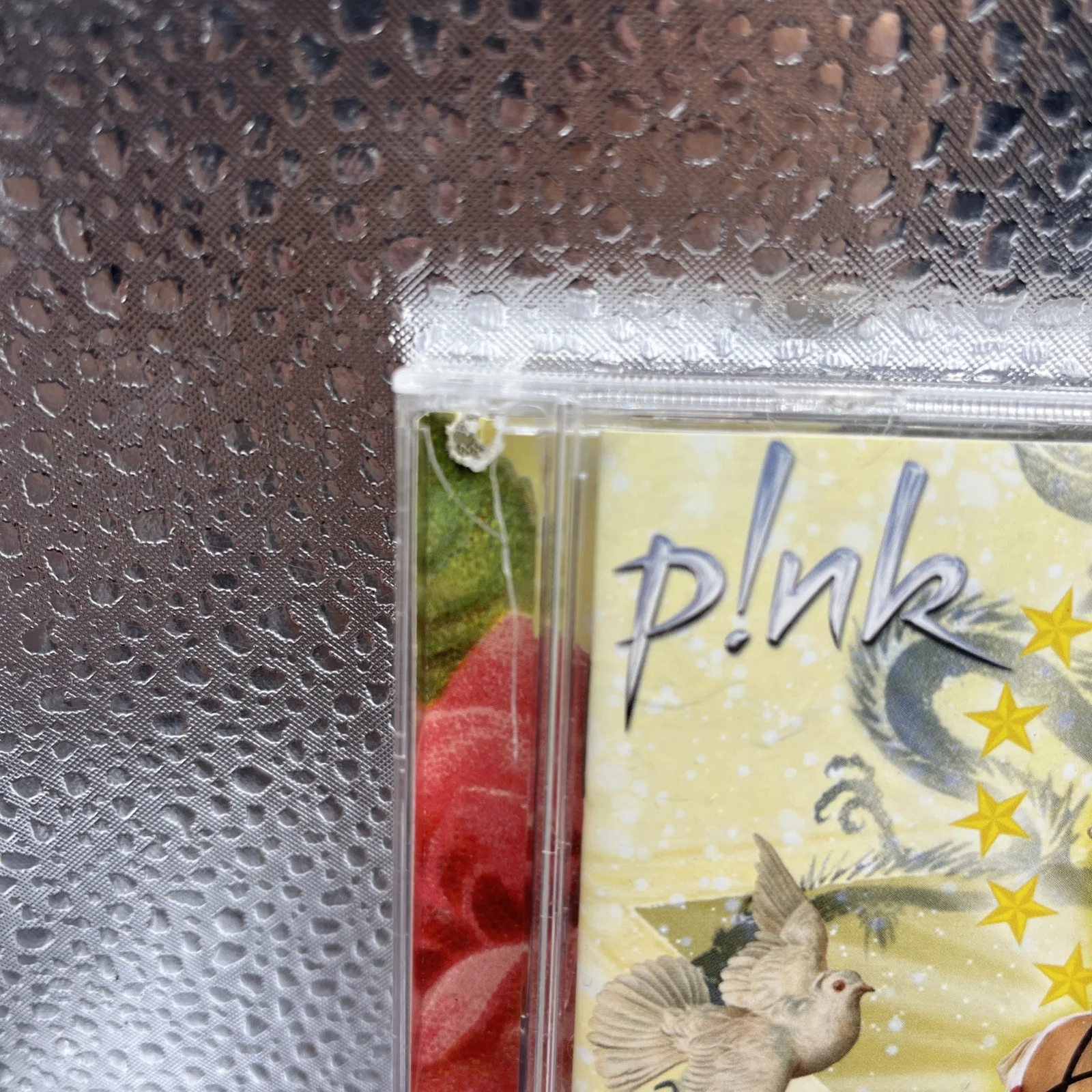 P!nk Signed CD Authentic - Autographed Booklet ‘I’m Not Dead’ RARE, image 2