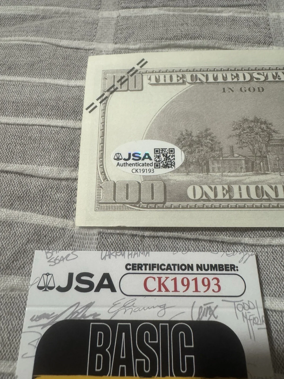 MR BEAST SIGNED REPLICA MONEY $100 BILL AUTHENTIC AUTOGRAPH JSA COA YOUTUBE RARE, image 3