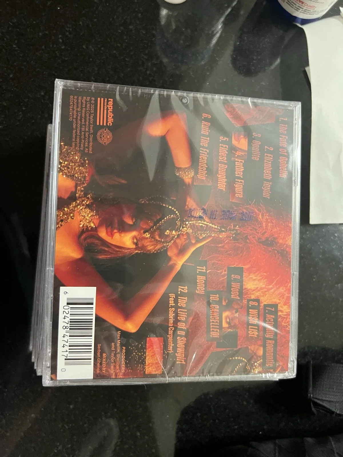 Taylor Swift — The Life of a Showgirl CD + Hand-Signed Photo #4 — IN HAN, изображение 2