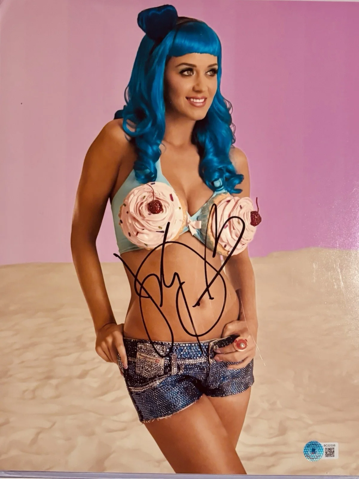 Katy Perry Signed 11x14 PSA, image 2