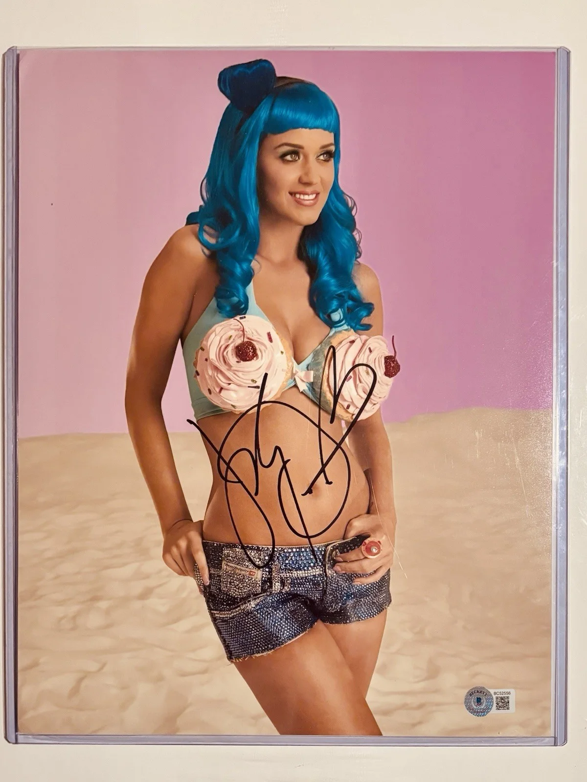 Katy Perry Signed 11x14 PSA, image 3