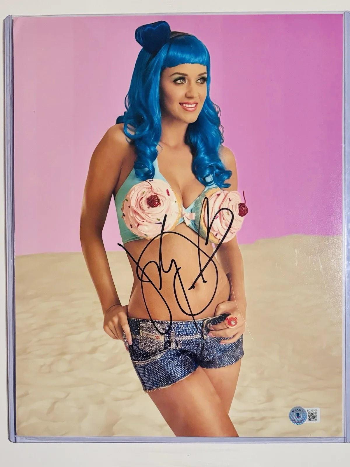 Katy Perry Signed 11x14 PSA, image 4