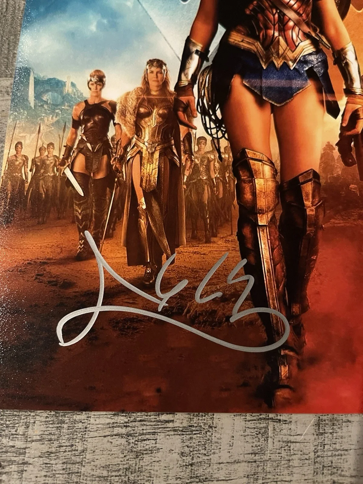 Gal Gadot signed 8x10 Photo Pic autographed Picture with COA Wonder Woman star, изображение 2