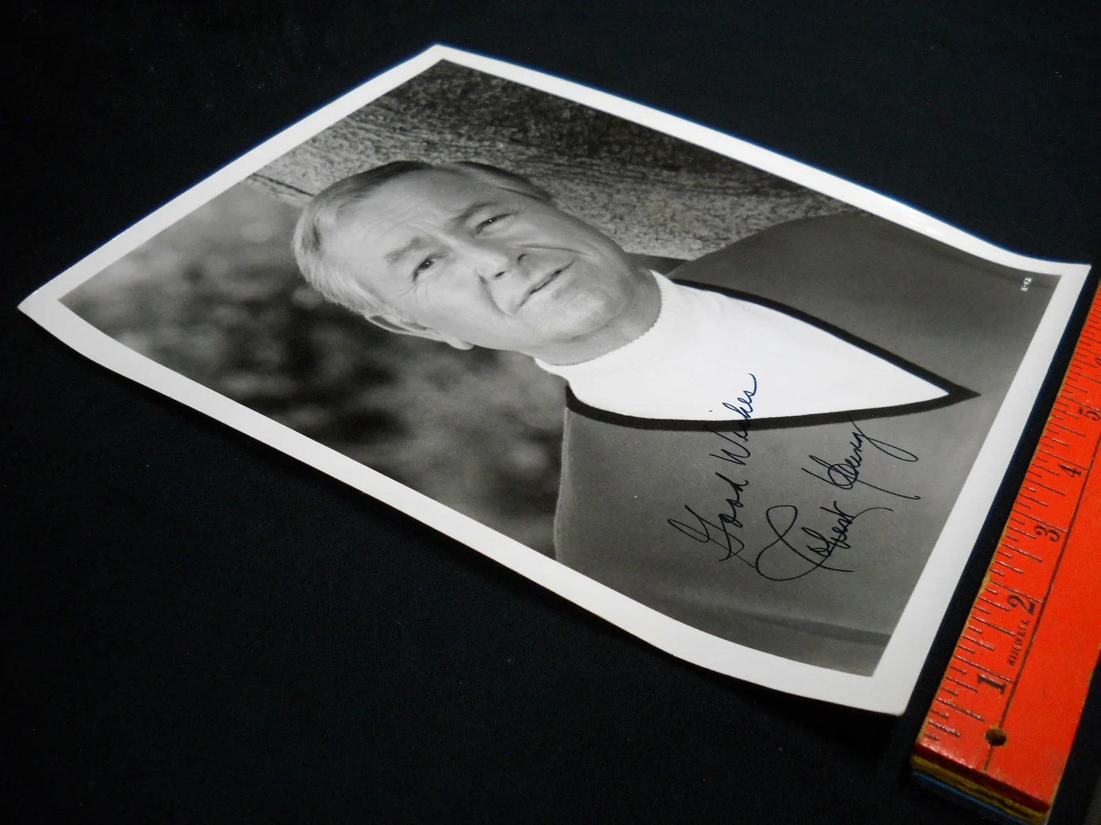 Robert Young — 8x10 Original Publicity Photo Signed by Robert Young Marcus Welby Father Knows, image 5