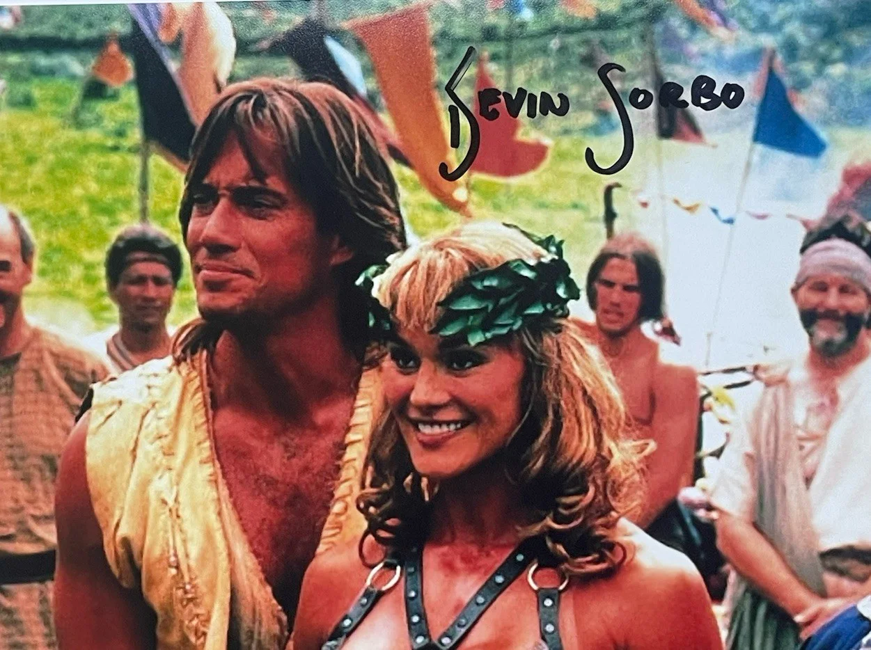 Cory Everson — Cory Everson Kevin Sorbo Authentic Signed 8x10 Photo JSA Authentic Hercules Auto, image 2