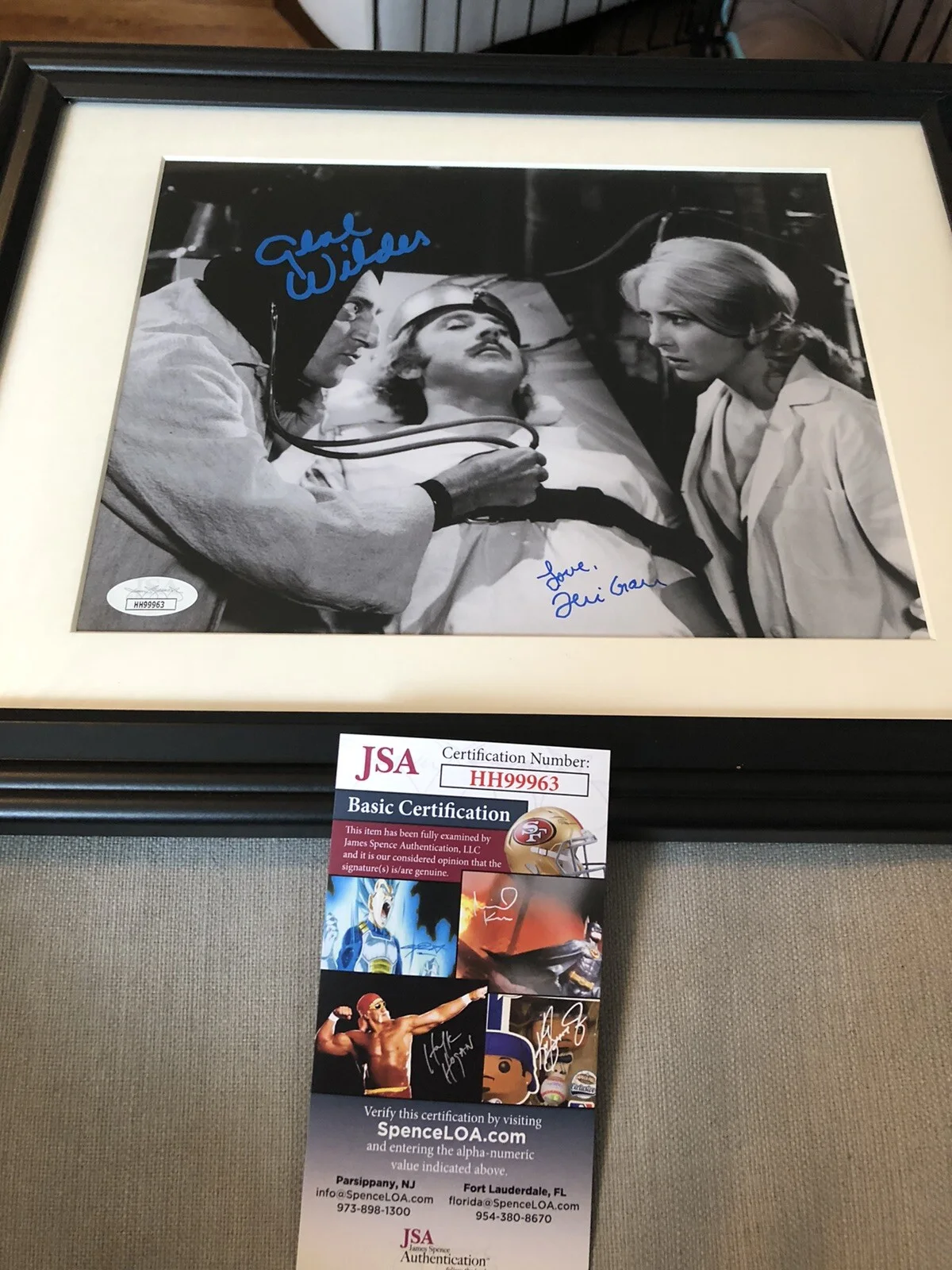 Autographed Gene Wilder And Teri Garr 8x10 Photo Framed Frankenstein JSA Signed, изображение 5