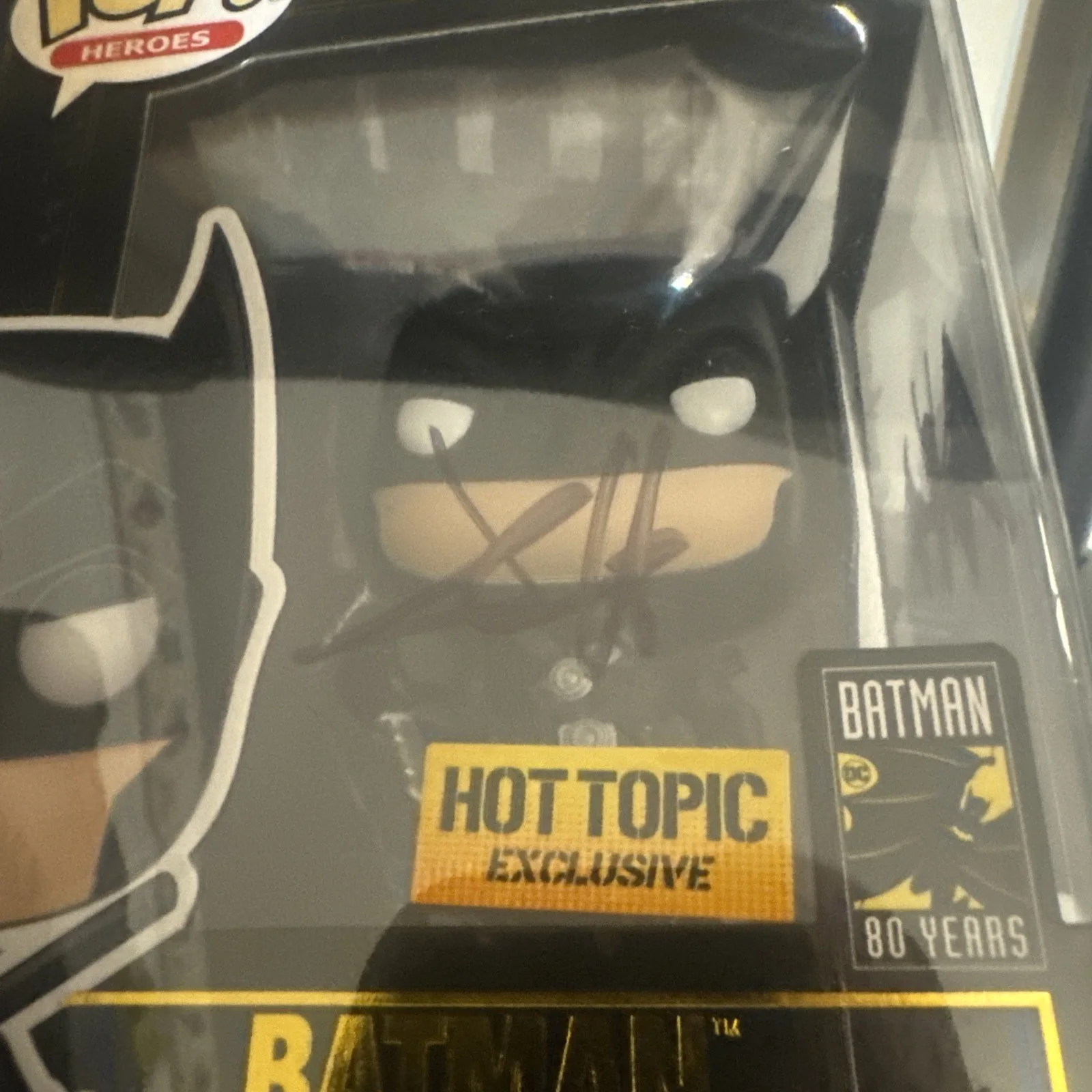 Jeffrey Nodelman — Jeffery Nodelman Signed and sketched Funko Pop 318 Batman Autograph, image 2