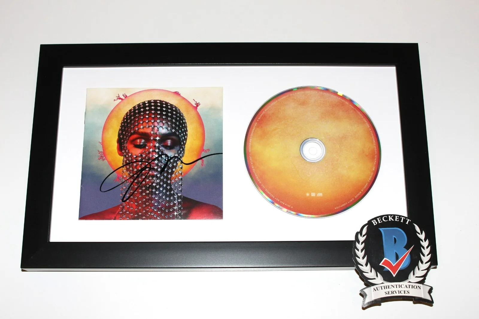 JANELLE MONAE SIGNED FRAMED DIRTY COMPUTER CD COVER ALBUM BECKETT COA AUTOGRAPH, изображение 2