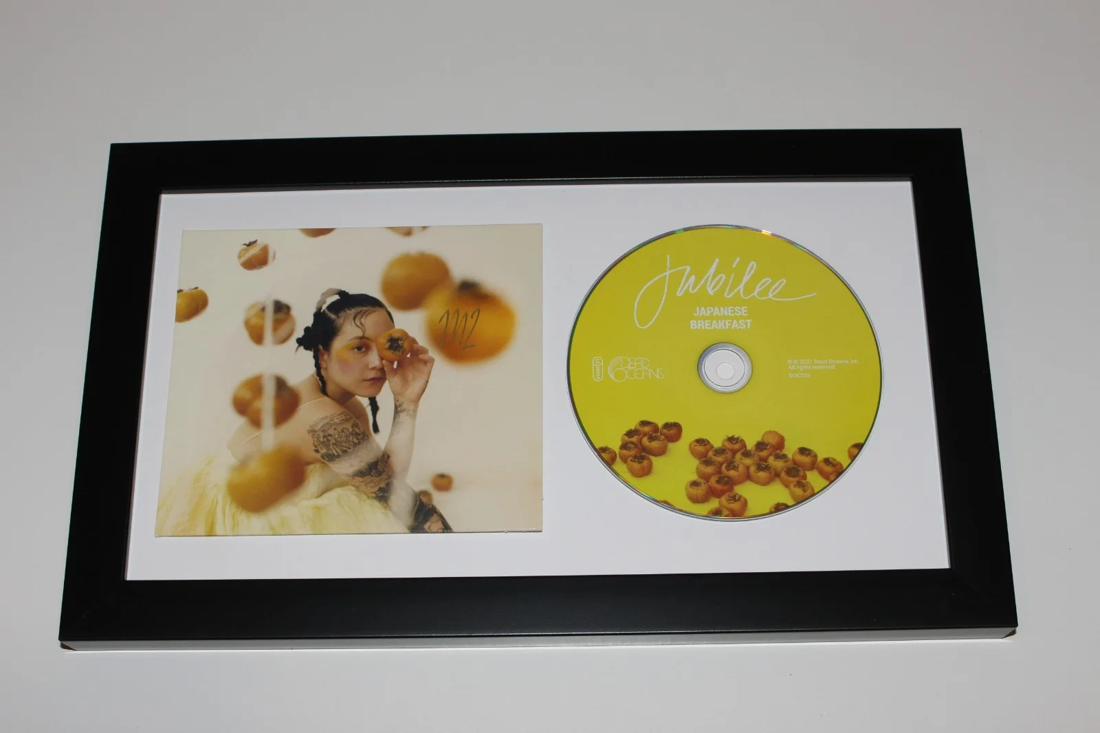 JAPANESE BREAKFAST SIGNED FRAMED JUBILEE CD COVER ALBUM COA MICHELLE ZAUNER, изображение 3