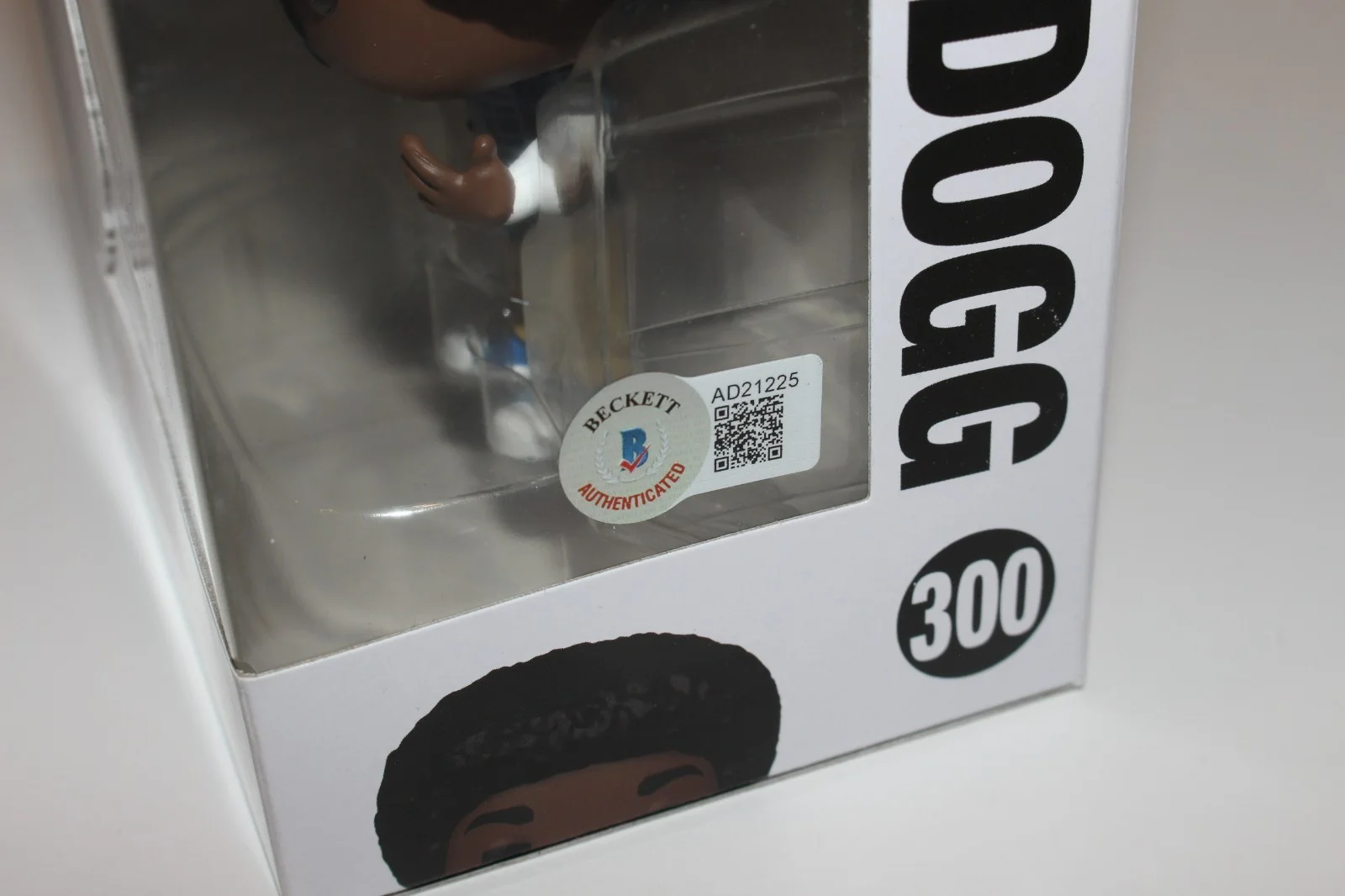 SNOOP DOGGY DOGG SIGNED FUNKO POP TOY FIGURE 300 BECKETT COA DOGGYSTYLE ALBUM, изображение 5