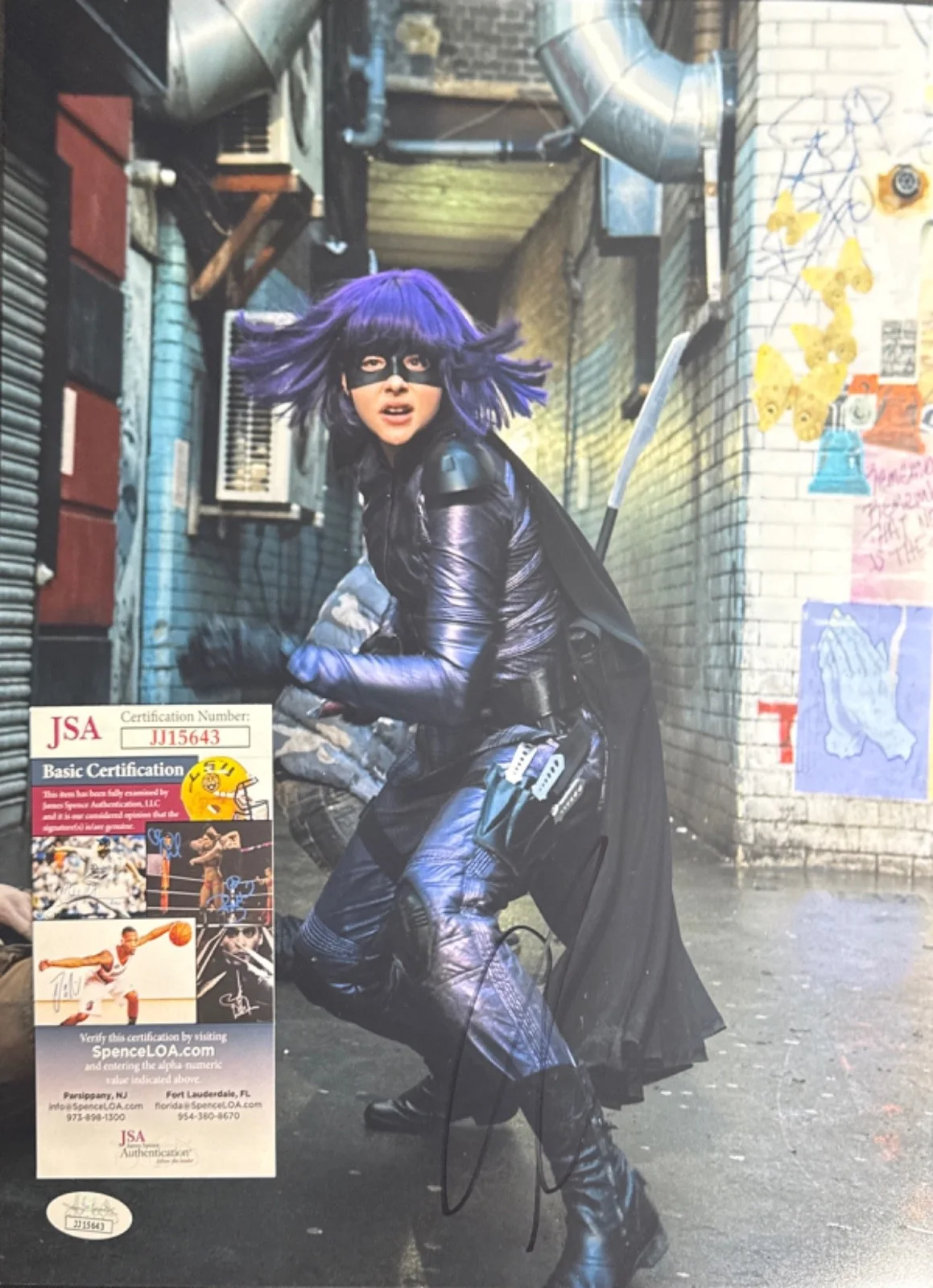 Chloe Moretz — Chloe Moretz Signed 11x14 Kick A$$ Photo JSA JJ15643, image 2