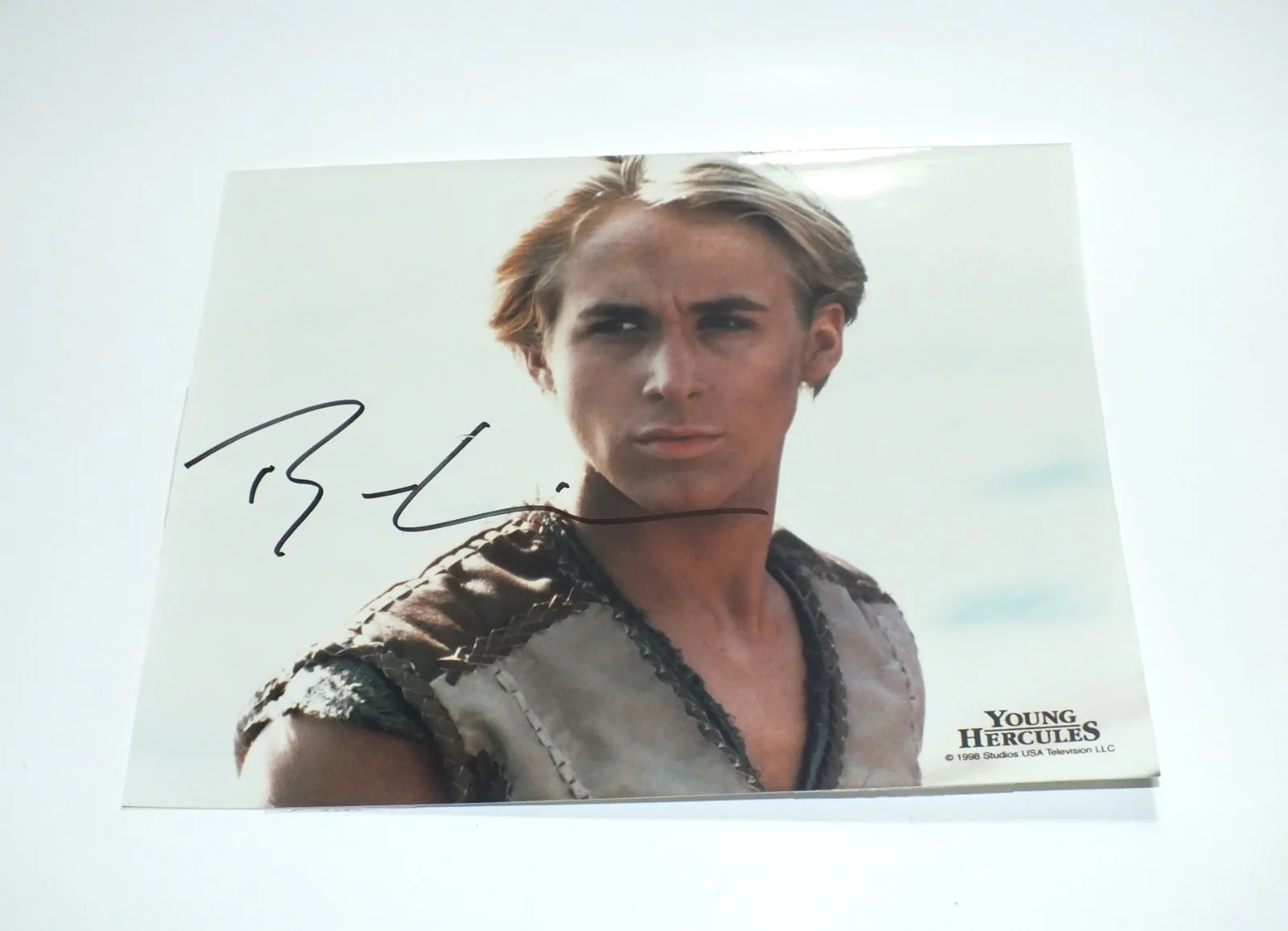 Ryan Gosling — Young Hercules Color Photo Ryan Gosling Autograph 1998 Television TV Signature