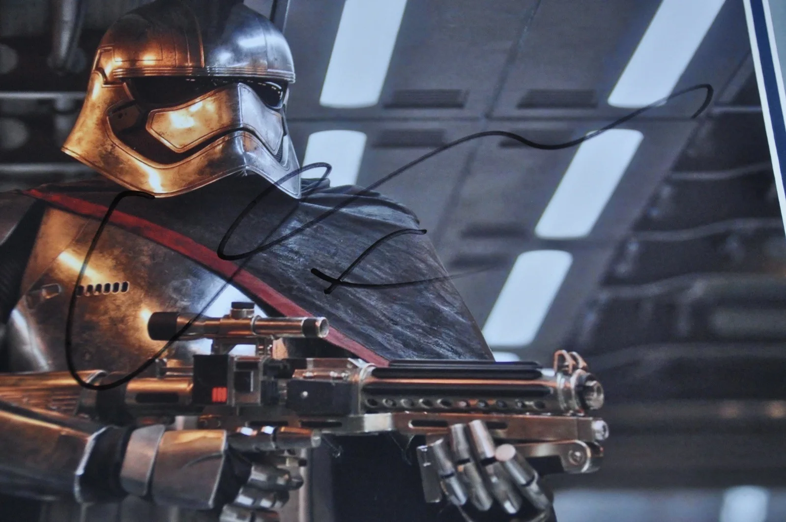 Gwendoline Christie Signed 12” x 8” Photo Mounted Star Wars Captain Phasma W/COA, image 2