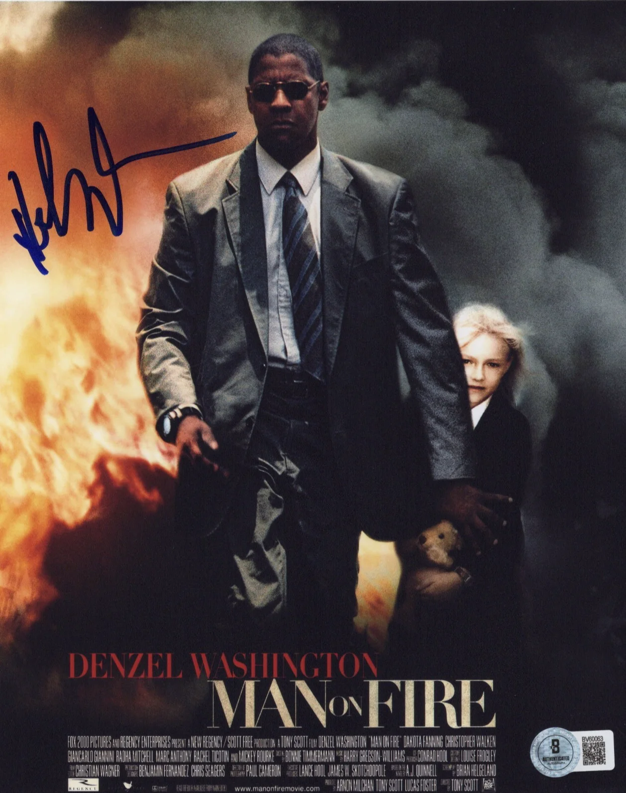 BRIAN HELGELAND SCREENWRITER SIGNED 'MAN ON FIRE' 8x10 MOVIE PHOTO BECKETT COA, изображение 2
