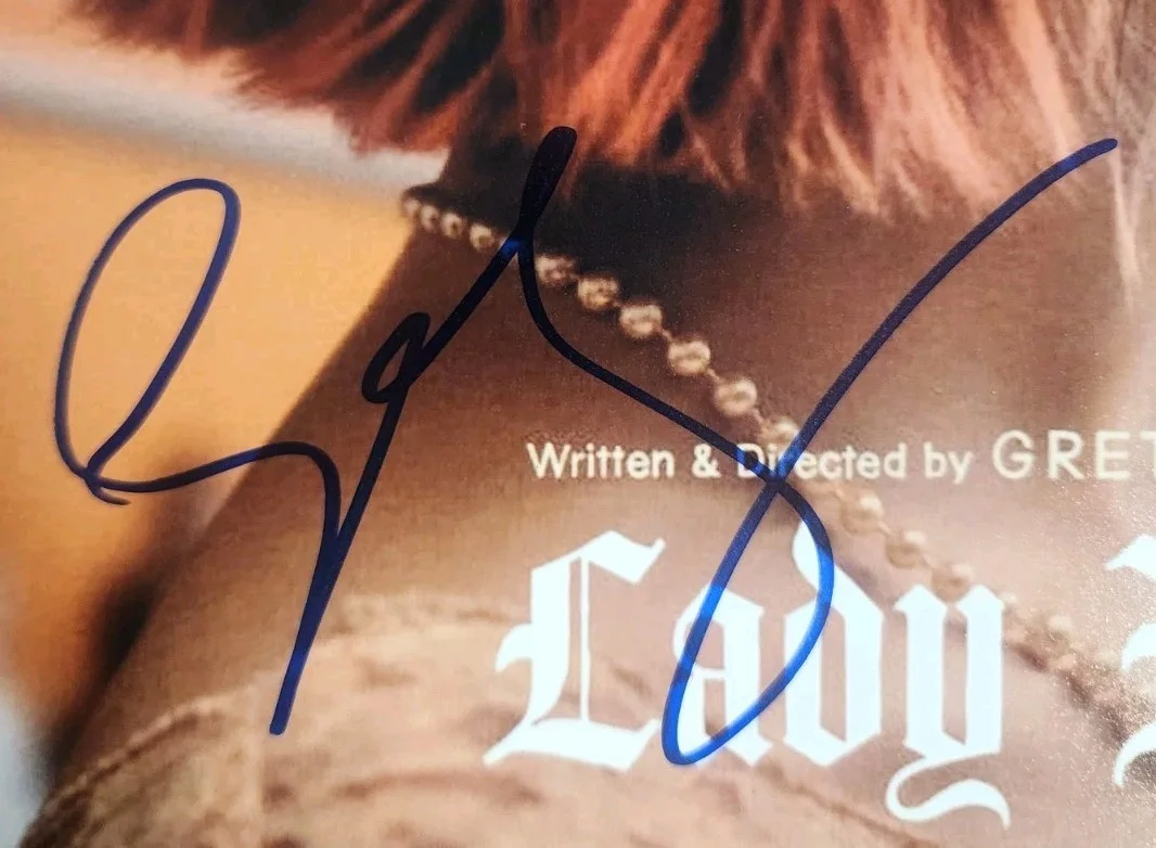 Greta Gerwig — Greta Gerwig Signed 12x18 Lady Bird Mini Poster JSA AR41330 Rare, изображение 2