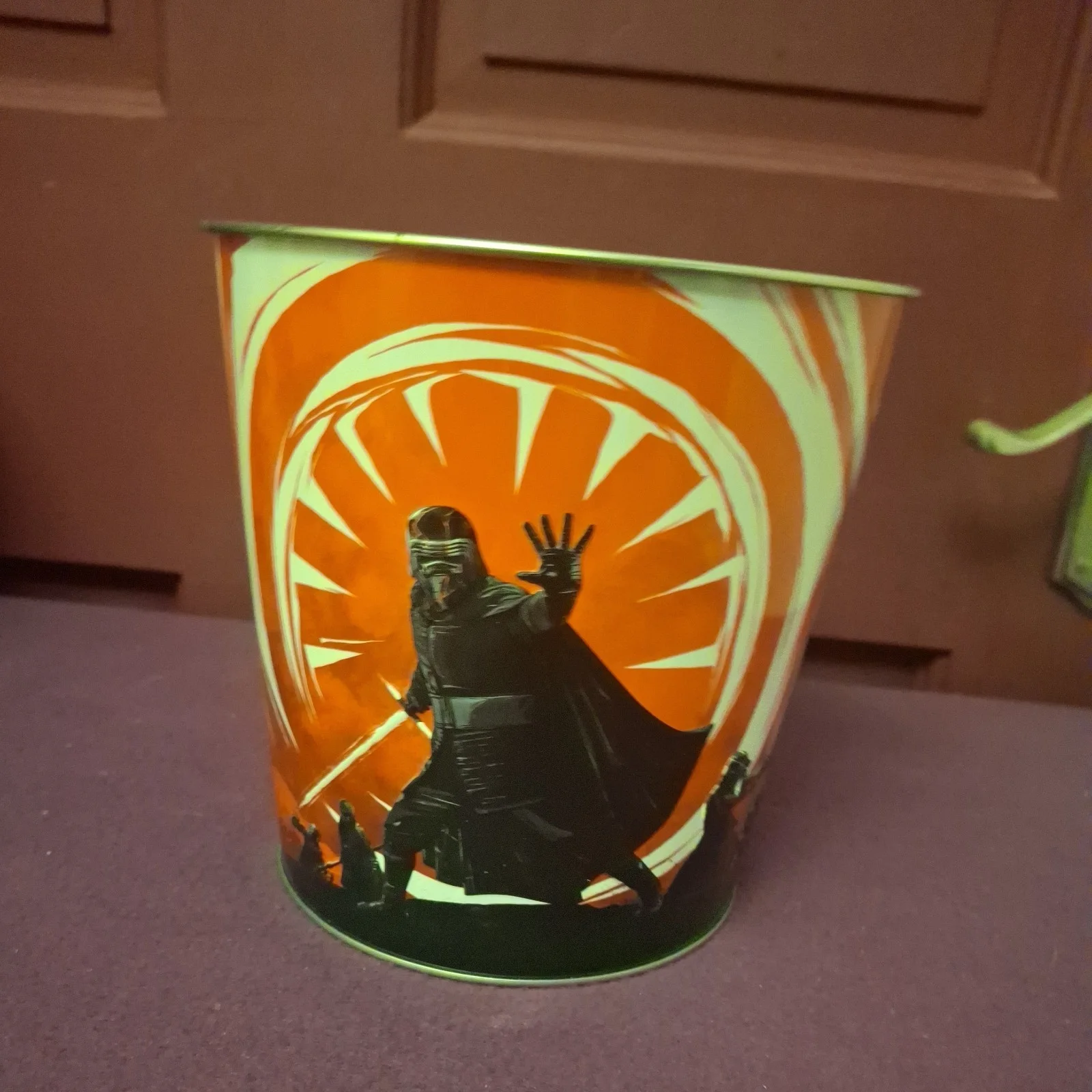 Star Wars the Rise Of Skywalker Popcorn Tin Bucket RED AMC Theatres - (B), изображение 2