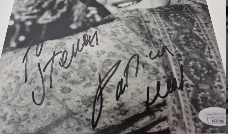 Patricia Neal — Patricia Neal Legendary Actress Autographed Signed 8x10 B&W Photo JSA COA, изображение 2