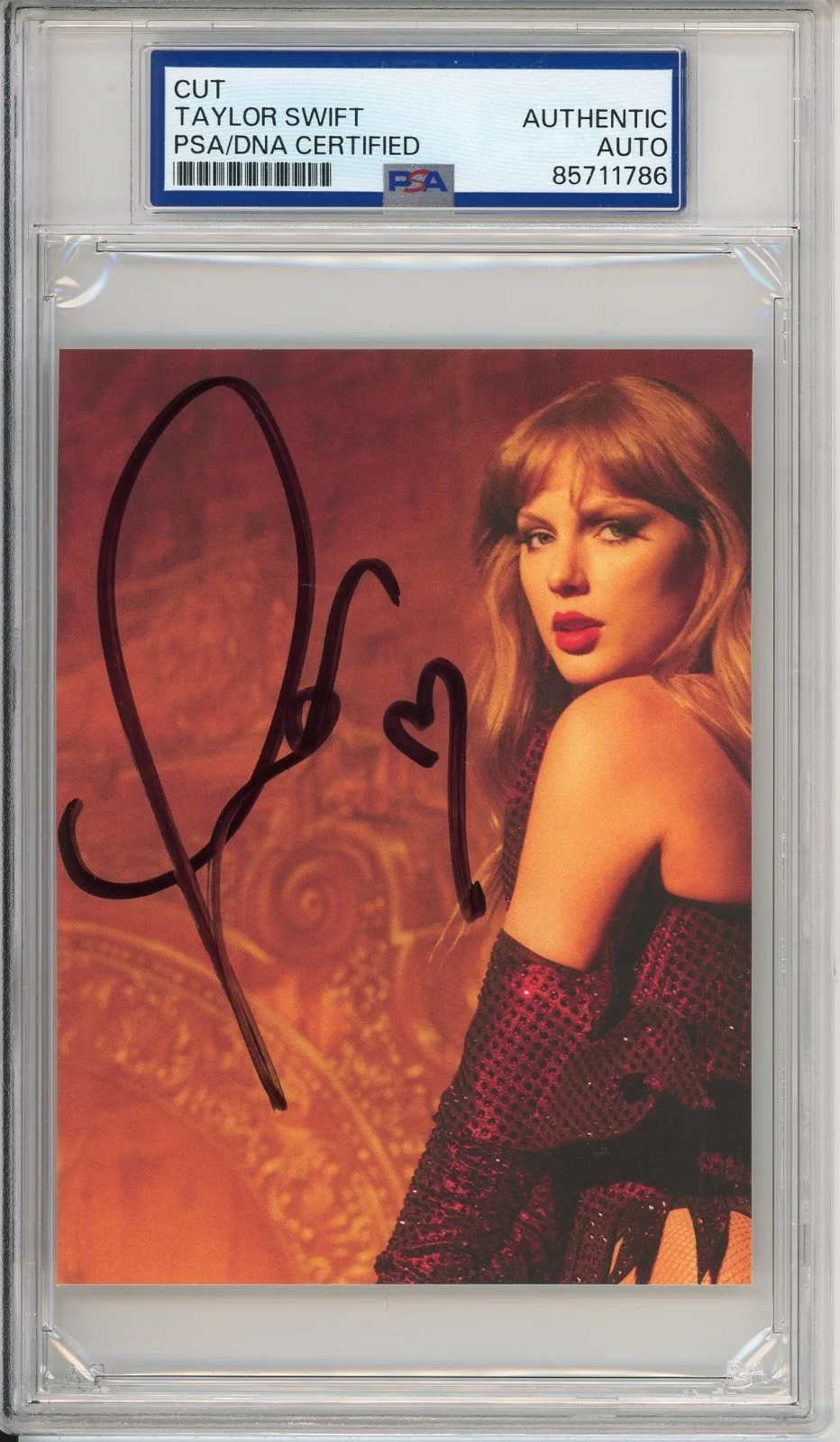 Taylor Swift — Taylor Swift SIGNED & HEART PSA DNA COA Life Of A Showgirl PERFECT RARE PHOTO 3
