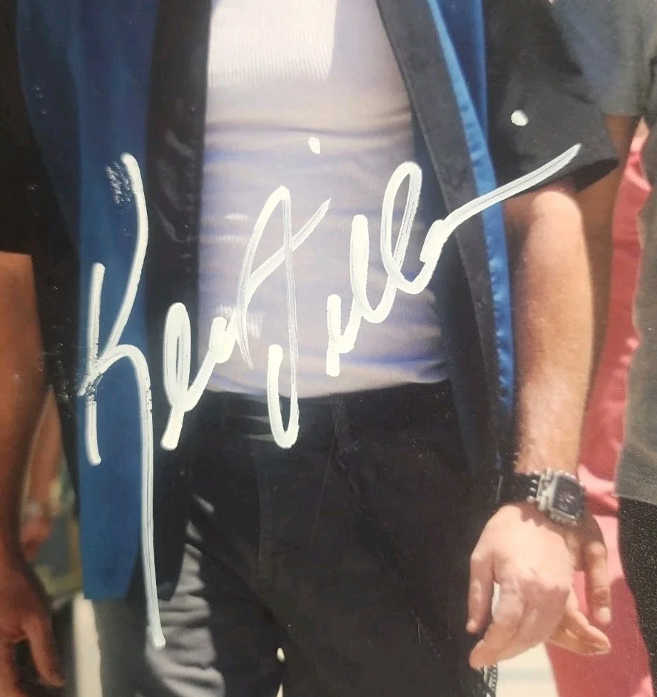 Kevin Connolly Kevin Dillon — Kevin Connolly Kevin Dillon Signed Entourage 11x14 Photo HBO JSA CB32550, изображение 2