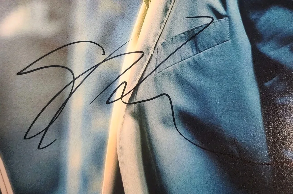 Angelina Jolie — Guy Pearce Signed Aldrich Killian Iron Man 3 11x14 Photo BAC BQ61949, изображение 2