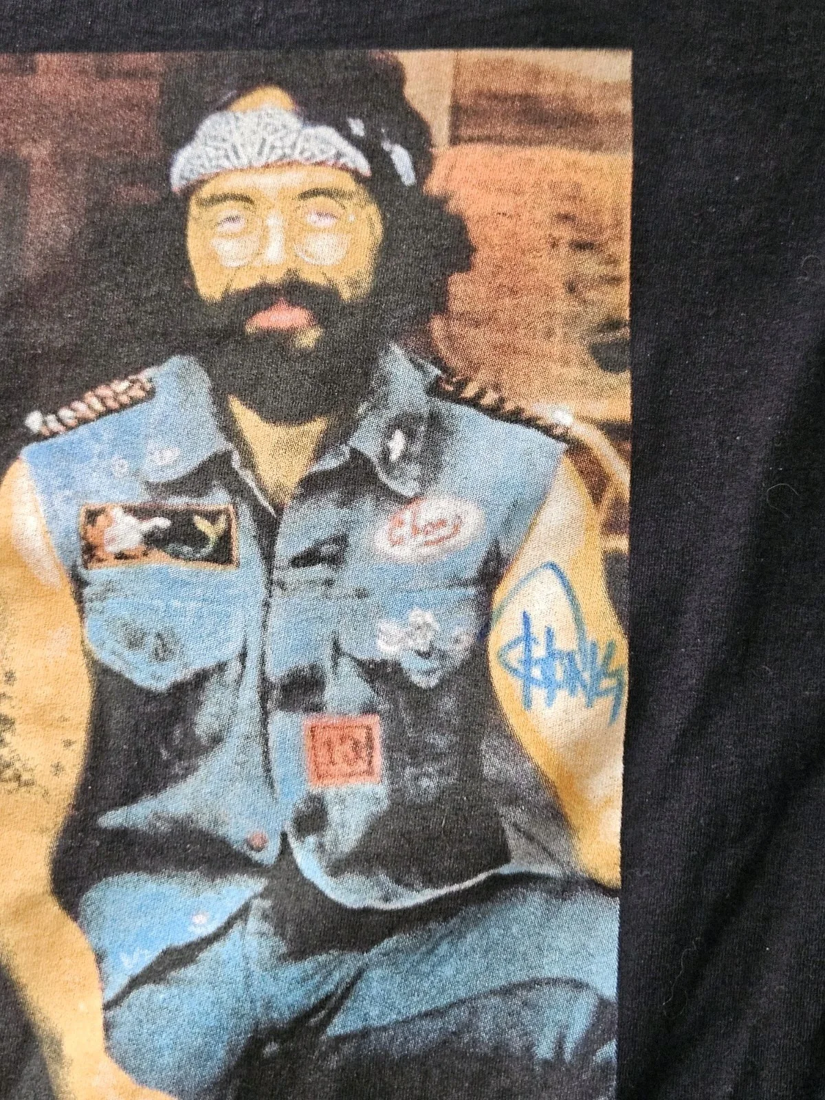 Cheech Marin — Tommy Chong Signed Personal Cheech & Chong T-Shirt Autographed JSA COA with Pics, изображение 2