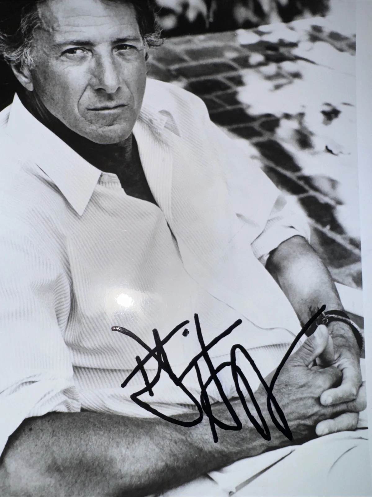 Dustin Hoffman — Signed Dustin Hoffman 8x10 Photo, image 3