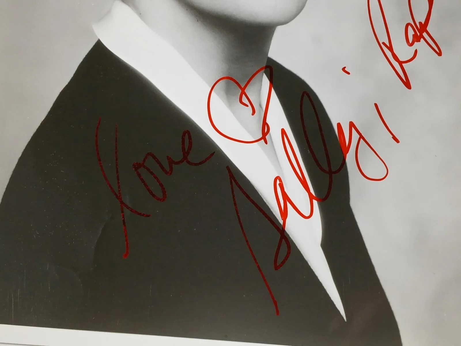 Sally Jessy Raphael — 1990s Sally Jessy Raphael Signed Autographed 8x10 Photo Authentic Talk Show Host, image 2