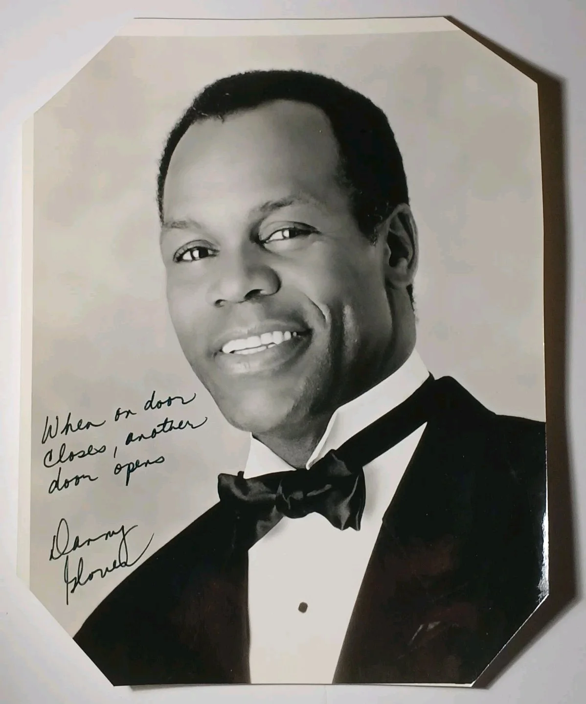 Danny Glover — Signed Danny Glover Photo Vintage 90s Autograph Lethal Weapon Silverado Western