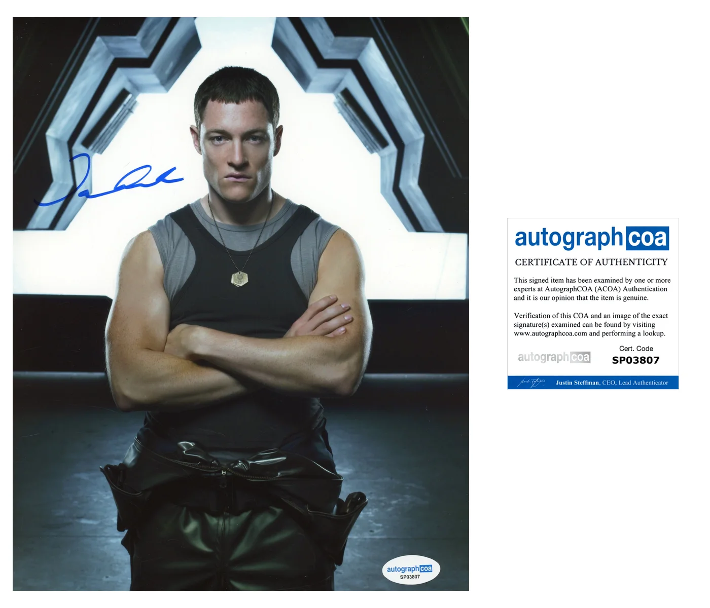 Tahmoh Penikett Battlestar Autographed Signed 8x10 Photo ACOA, image 2