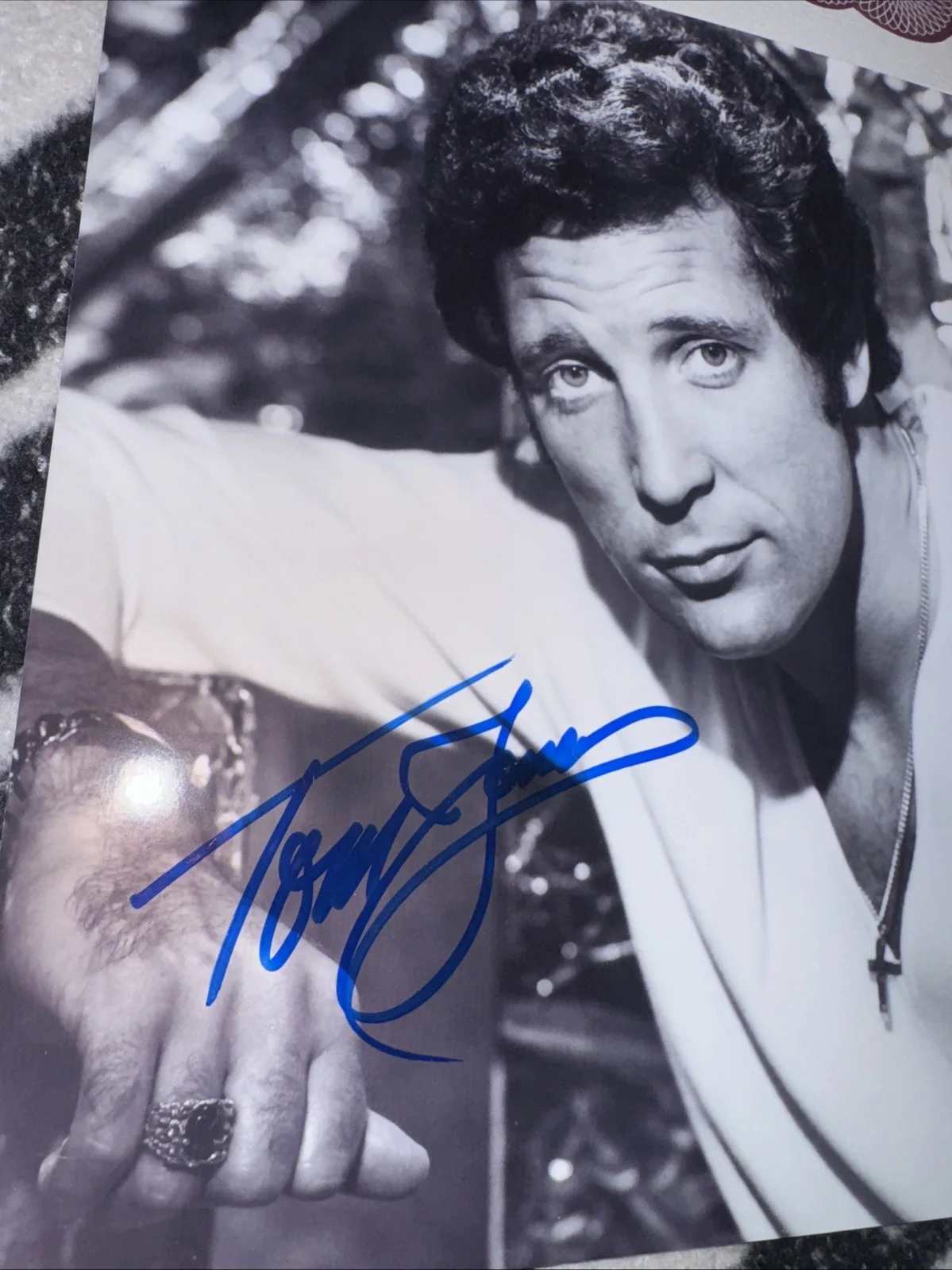 Authentic Signed Tom Jones 8x10 Photo, image 4