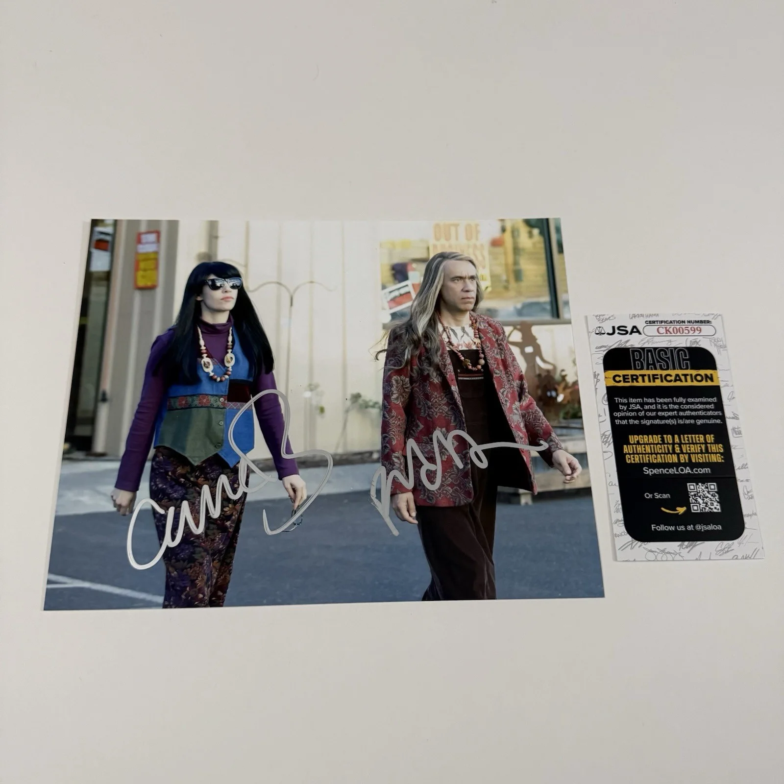 Fred Armisen — FRED ARMISEN CARRIE BROWNSTEIN SIGNED PORTLANDIA 8x10 PHOTO + JSA COA