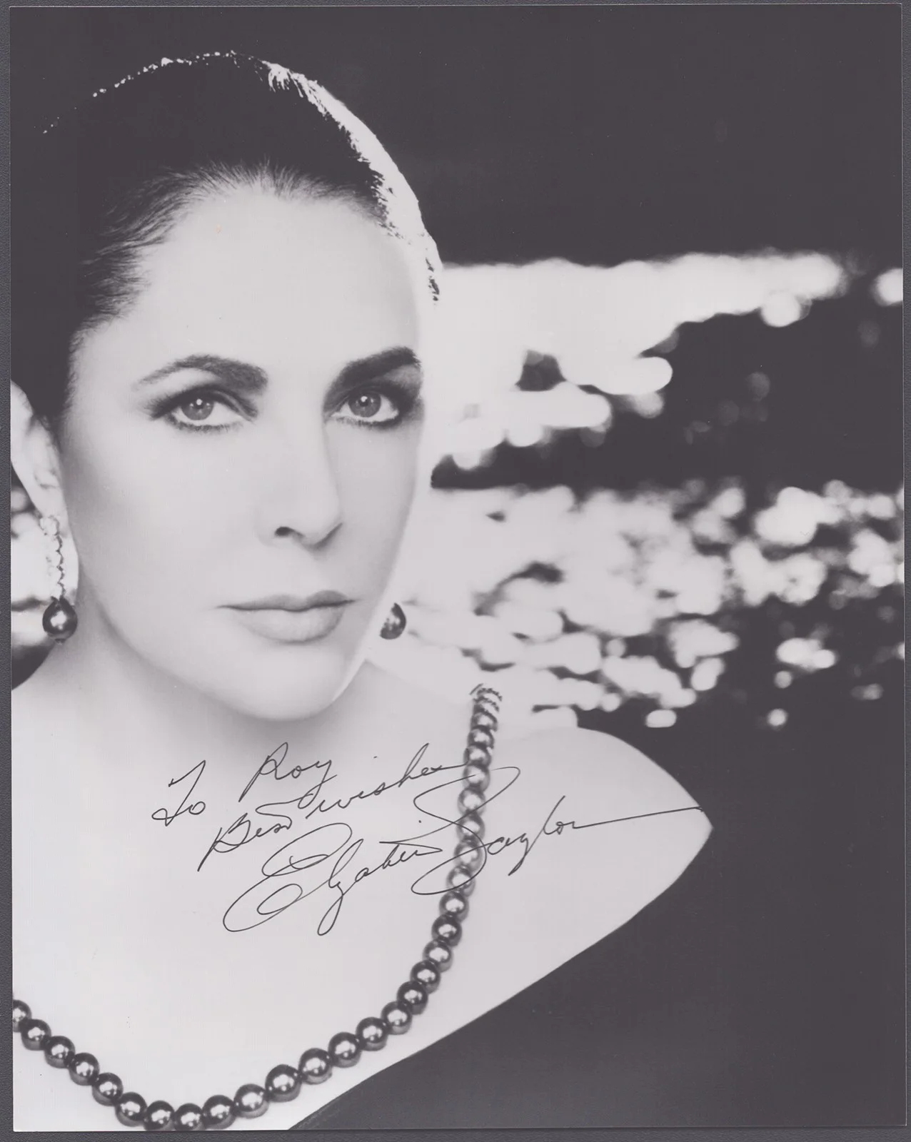 Elizabeth Taylor — ELIZABETH "LIZ" TAYLOR - AUTOGRAPHED INSCRIBED PHOTOGRAPH