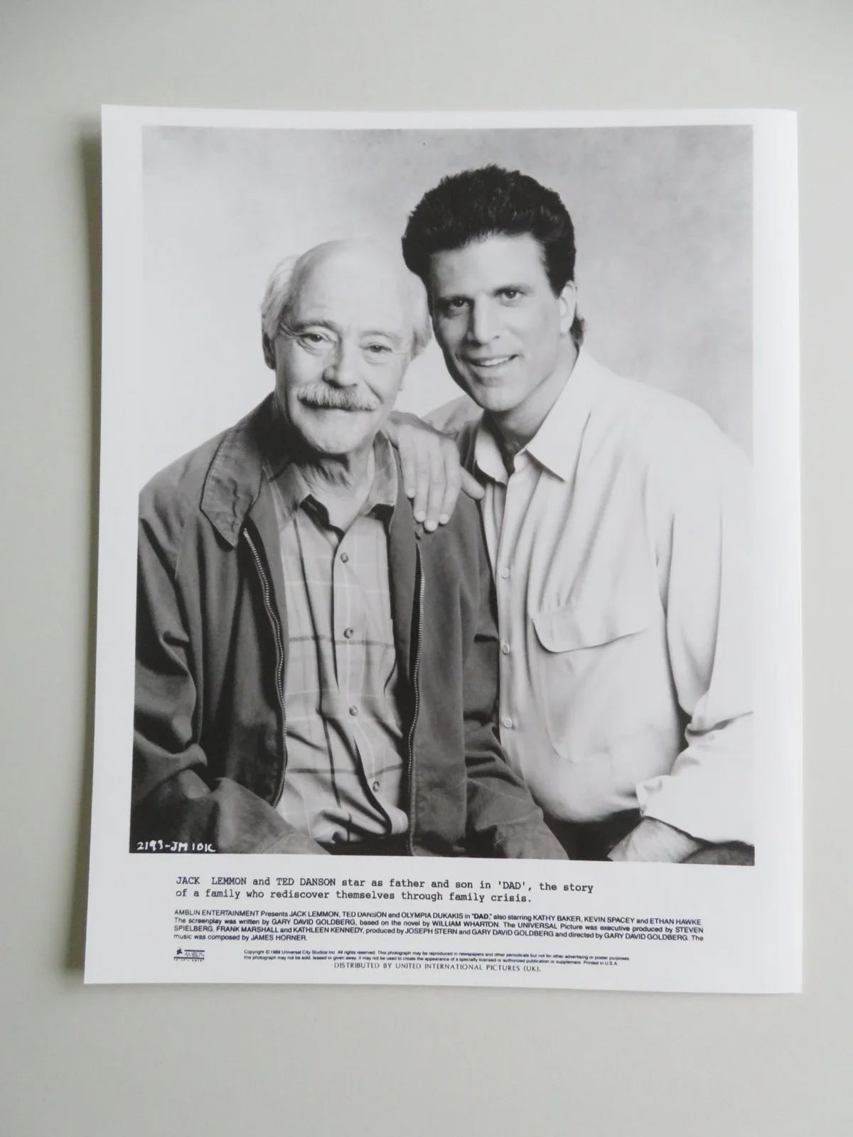 DAD - A MOVIE STILL PHOTO LOT OF 2 JACK LEMMON TED DANSON, изображение 4