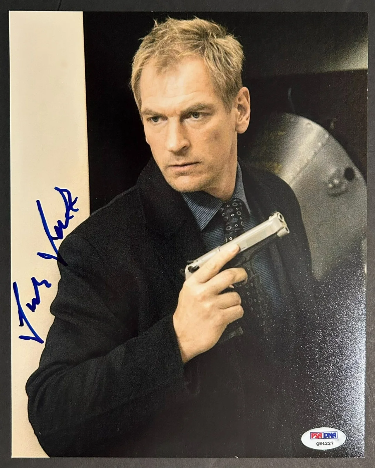 Julian Sands — PSA/DNA JULIAN SANDS AUTOGRAPHED 8x10 PHOTO SIGNED AUTO DECEASED, image 2