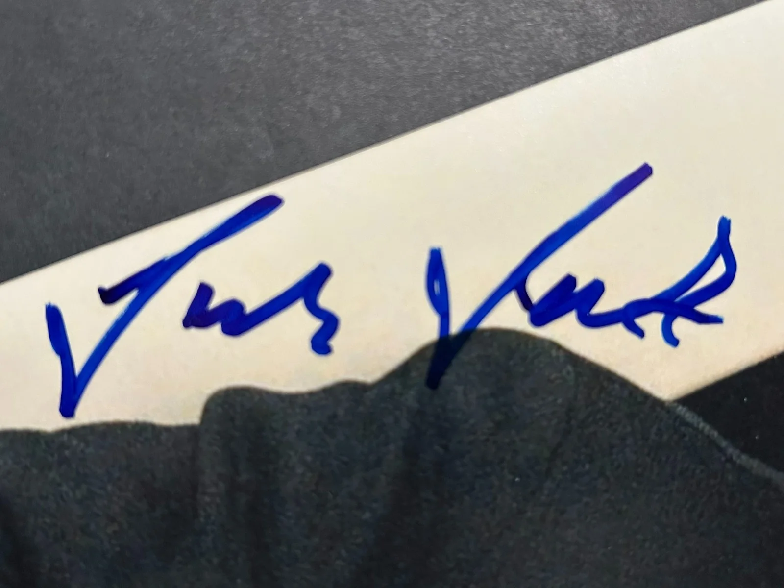 Julian Sands — PSA/DNA JULIAN SANDS AUTOGRAPHED 8x10 PHOTO SIGNED AUTO DECEASED, image 3