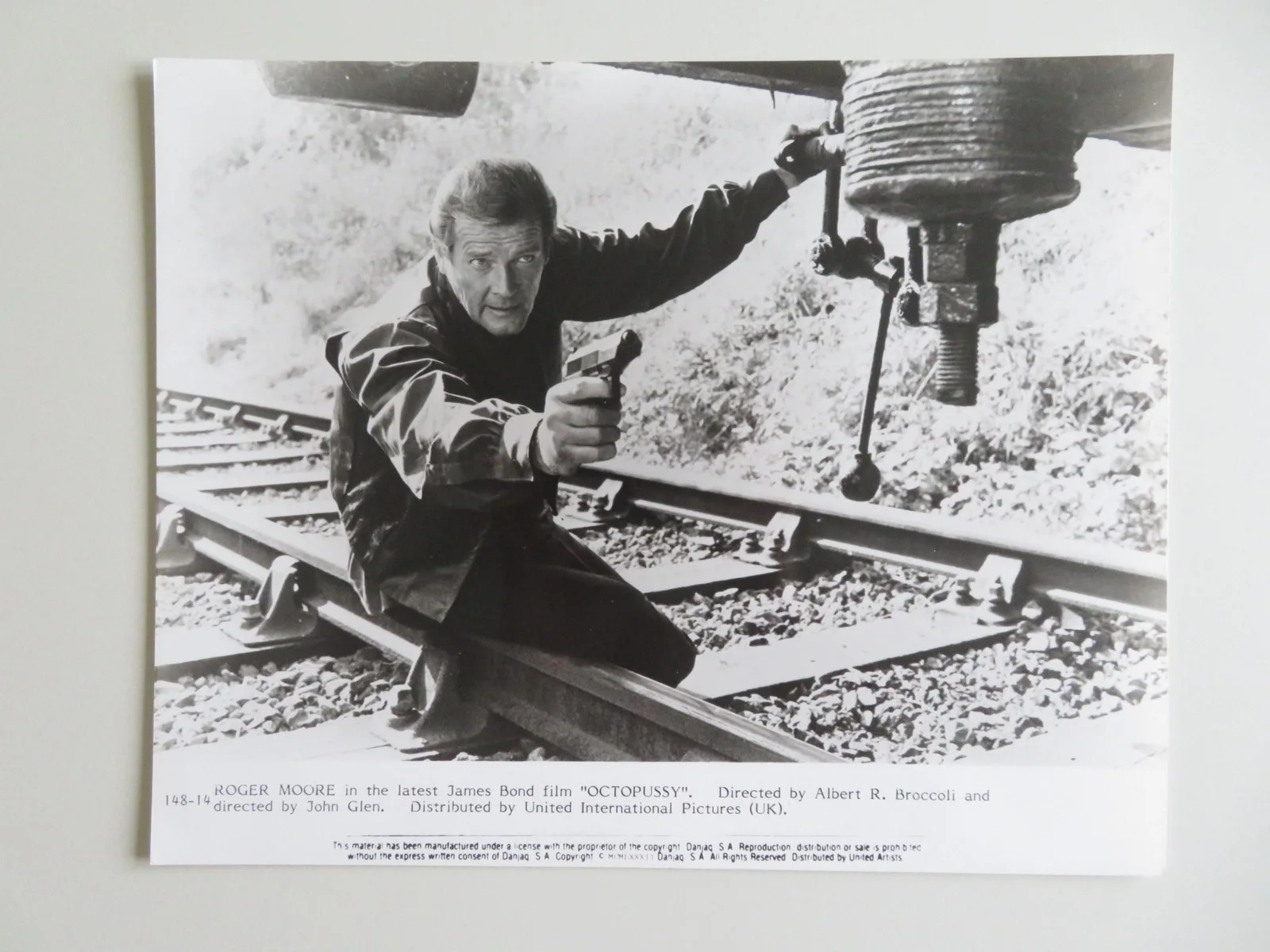 OCTOPUSSY MOVIE STILL PHOTO LOT OF 2 007 JAMES BOND ROGER MOORE MAUD ADAMS 1983, изображение 3